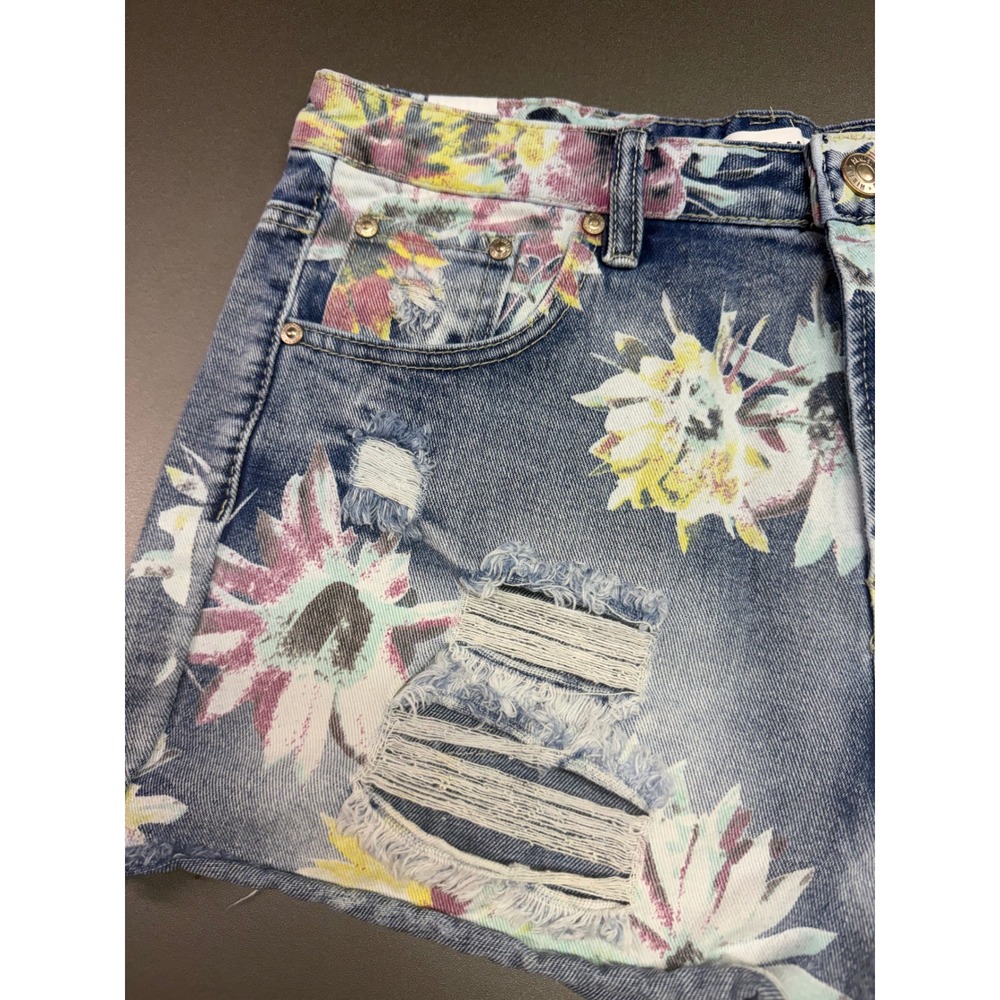 Almost Famous Floral Distressed Denim Shorts Womens Size 9 Blue Pink Yellow Boho